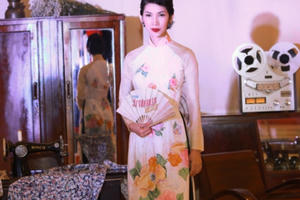 Xuân Lan, Trương Thị May đồng loạt diện áo dài đến xem liveshow của Đàm Vĩnh Hưng