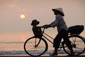 Tháng Bảy tiết Vu Lan, rơi lệ nghĩ về "Thập ân phụ mẫu"