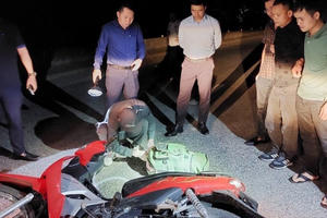 Hà Tĩnh: Bắt nóng đối tượng vận chuyển gần 33.000 viên ma túy tổng hợp