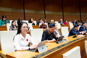 Hôm nay, Quốc hội bàn dự Luật Báo chí sửa đổi, phân định 6 vùng kinh tế - xã hội