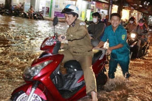 Nghĩa cử ngày triều cường
