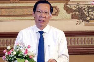 Trải lòng của Chủ tịch TPHCM trong Chương trình nghệ thuật trực tuyến "Nối vòng tay lớn"