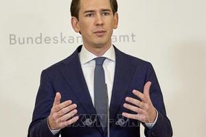 Thủ tướng Áo thông báo quyết định từ chức