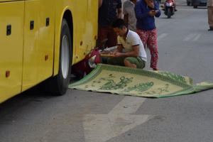Nghệ An: Truy tìm xe tải tông chết cụ ông rồi bỏ chạy