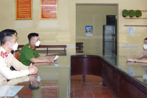 Hải Dương: Chốt kiểm soát dịch bệnh phát hiện đối tượng tàng trữ ma túy