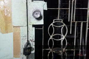 TPHCM: Mâu thuẫn rồi châm lửa đốt phòng trọ