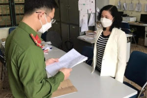 Trúng thầu rồi tạm ứng tiền của chủ đầu tư tiêu xài cá nhân nữ Giám đốc bị khởi tố, bắt giam