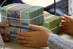 Thu ngân sách Nhà nước đạt 645 nghìn tỷ đồng, bằng gần 40% dự toán