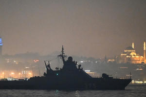 Thổ Nhĩ Kỳ bác đề nghị của Ukraine ngăn tàu chiến Nga vào Biển Đen