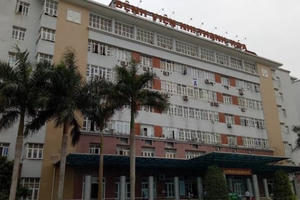 Công an điều tra vụ tố bé 15 tháng tuổi tử vong do bệnh viện làm rơi