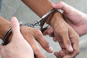 Từ chữ viết trong bản kiểm điểm, Việt kiều “dởm” bị tóm gọn dù đã “thay hình đổi dạng”