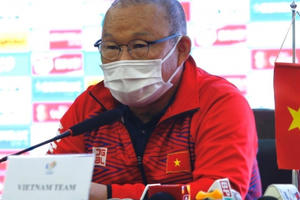 U23 Việt Nam đấu U23 Thái Lan: Thầy Park được HLV Polking... gỡ rối