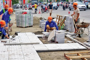 Hà Nội sẽ lát đá vỉa hè hơn trăm tuyến phố