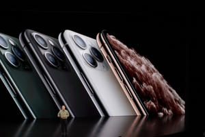 Cận cảnh bộ đôi iPhone 11 Pro và iPhone 11 Pro với cụm 3 camera vừa ra mắt