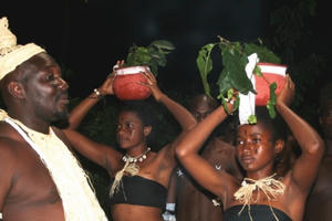 Bi kịch cuộc đời những trinh nữ Tây Phi Bi kịch cuộc đời những trinh nữ Tây Phi