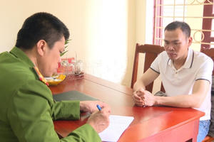 Vận động đối tượng truy nã đặc biệt nguy hiểm ra đầu thú sau 9 năm lẩn trốn