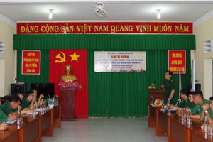 Chiến sĩ trẻ vùng biên hưởng ứng Ngày Pháp luật Việt Nam năm 2022