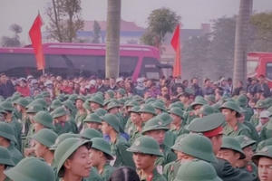 Không khí hào hùng lên đường nhập ngũ tràn ngập mạng xã hội Facebook