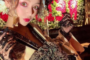 Vẻ nóng bỏng của nữ geisha 'đắt giá' nhất Nhật Bản