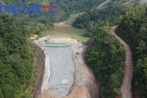 Bắc Kạn:  Bất chấp những vi phạm đang còn tồn tại, mỏ quặng sắt vẫn hối hả hoạt động