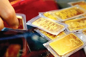 Sát ngày Vía Thần Tài, vàng giảm gần triệu đồng
