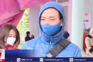 Hà Nội: Quá tải F0 đến xét nghiệm tại phường