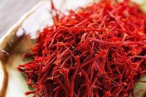 Tràn lan nhụy hoa nghệ tây giá rẻ không rõ xuất xứ