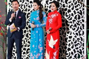 Các doanh nhân Việt Kiều cất cao tiếng hát đón mùa Xuân thái hòa