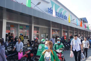 Tin kinh tế 6AM: Hà Nội tăng cường thêm 300 xe khách phục vụ dịp nghỉ lễ 2/9