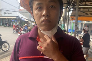 Tên trộm vứt gần 400 triệu vào thùng rác rồi bỏ chạy Tên trộm vứt gần 400 triệu vào thùng rác rồi bỏ chạy