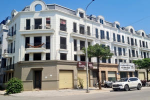 Nhà đất ven đô tăng điên cuồng, nhiều người về thuê căn hộ trung tâm ở