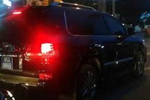 Vụ xe Lexus biển xanh ở Hậu Giang: Trưởng phòng CSGT tự nhận khiển trách