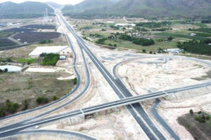 Hai cao tốc Nha Trang - Cam Lâm và Vĩnh Hảo - Phan Thiết sẽ thông xe vào ngày 19/5