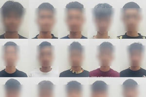 Khởi tố 20 đối tượng mang hung khí đánh nhau trên địa bàn xã Quốc Oai