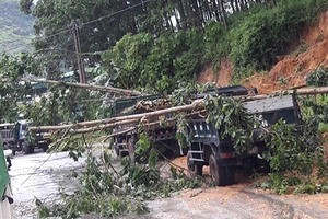 Hà Giang: Mưa lớn gây thiệt hại nặng, nhiều tuyến đường bị ách tắc
