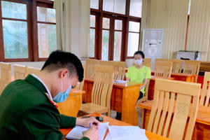 Quảng Ninh: Trốn qua sông vào thị xã Đông Triều, nữ công nhân bị xử phạt 25 triệu đồng