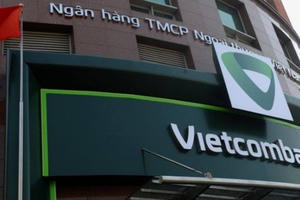 Chủ thẻ Vietcombank bỗng dưng mất 500 triệu đồng chỉ qua một đêm