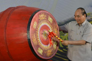 “Đảng, Nhà nước đang tìm nguồn vaccine cho học sinh”