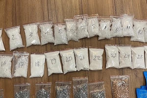 Cần làm gì để không rơi vào “bẫy” của tội phạm ma túy khi đi máy bay?