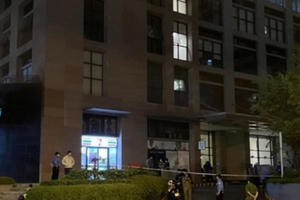 Bất ngờ phát hiện nam thanh niên rơi từ tầng 22 chung cư tử vong