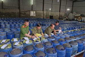 Triệt xóa đường dây sản xuất 3.500 tấn giá đỗ ngâm hoá chất “nước kẹo” tại Nghệ An