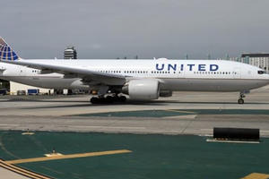 Bãi chứa máy bay Mỹ chen chỗ khi ngành hàng không 'thất nghiệp'