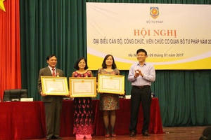 Tạo môi trường làm việc bình đẳng, phát huy năng lực của cá nhân