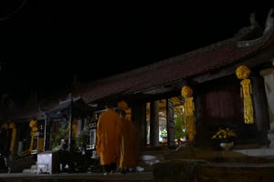 Tận thấy lễ đón giao thừa trên đỉnh non thiêng Yên Tử