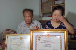 Cưỡng chế nơi thờ mẹ Việt Nam Anh hùng, cựu chiến binh từ có công hóa thành "tội"? Cưỡng chế nơi thờ mẹ Việt Nam Anh hùng, cựu chiến binh từ có công hóa thành "tội"?