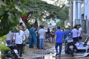 Nổ cơ sở sản xuất bóng đèn, 4 người bị bỏng nặng