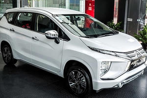 Thực trạng doanh số ô tô, xe máy: Lao dốc kỷ lục