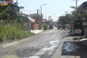 TP HCM: Dân đóng kín vì bụi và đường xuống cấp nghiêm trọng