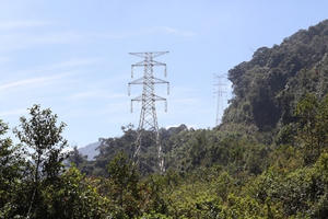 Đường dây nhập khẩu điện từ Lào 'chạy nước rút'