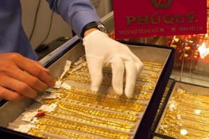 Giá vàng hôm nay 22/2: Giá vàng tăng "phi mã", hướng đến mốc 50 triệu đồng/lượng